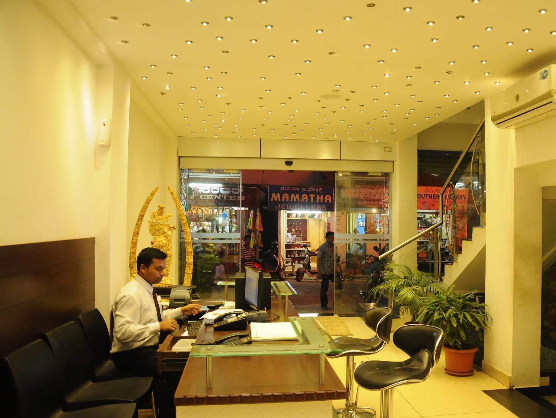 Hotel Sri Krishna Residency Udupi Ngoại thất bức ảnh