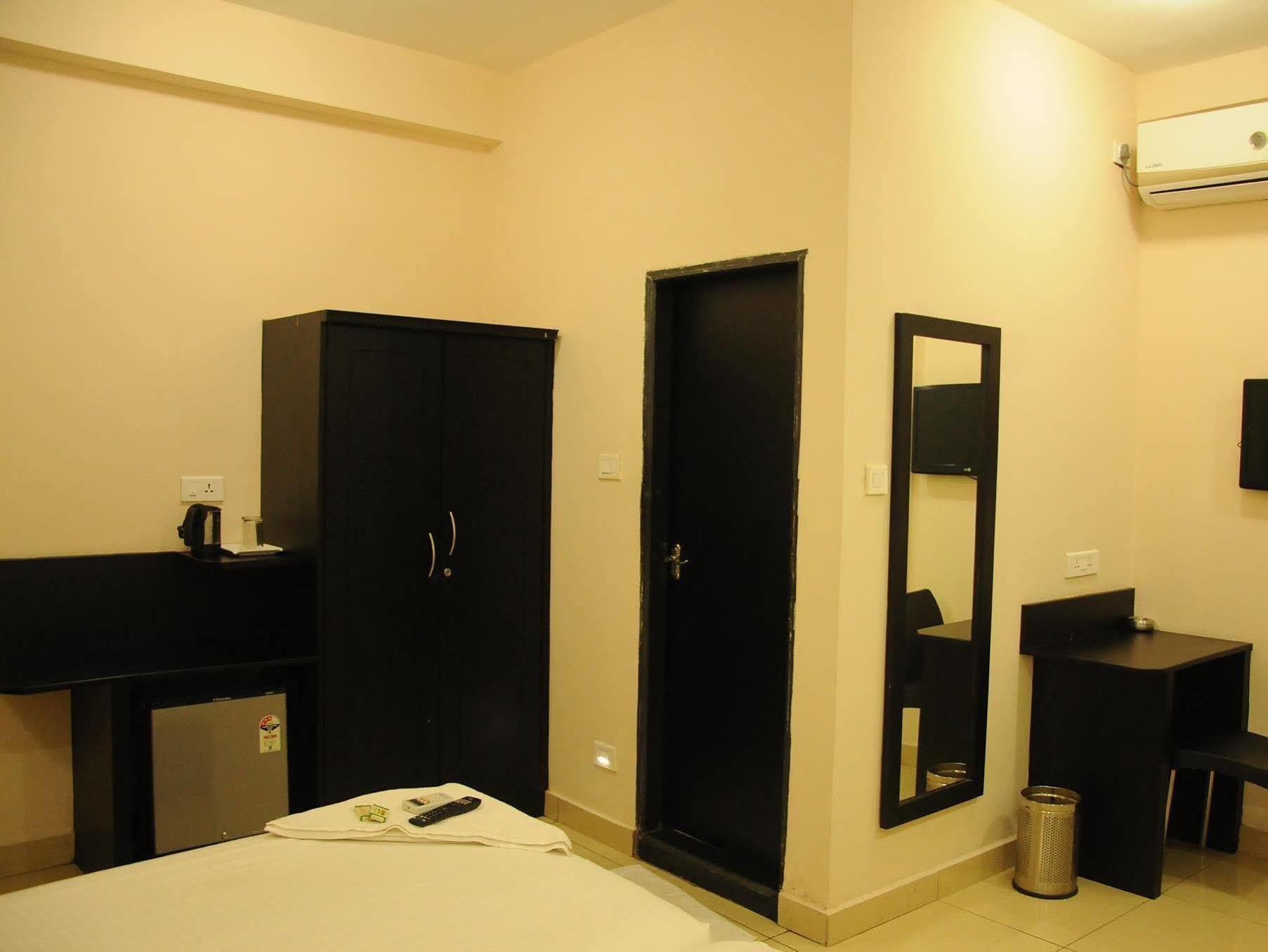 Hotel Sri Krishna Residency Udupi Ngoại thất bức ảnh